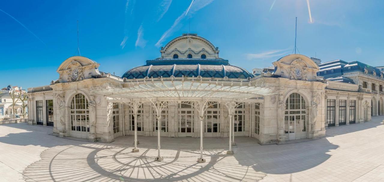 Bel Appartement En Coeur De Ville - 20 Minutes Du Pal Мулен Экстерьер фото